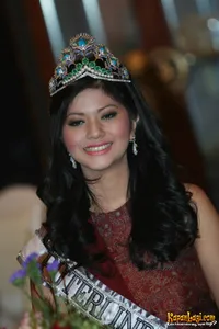 Foto Qory Sandioriva