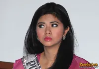 Foto Qory Sandioriva