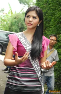 Foto Qory Sandioriva