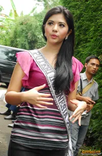 Foto Qory Sandioriva