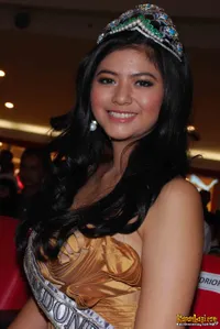 Foto Qory Sandioriva