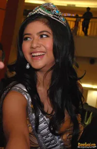 Foto Qory Sandioriva