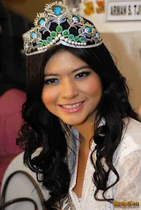 Foto Qory Sandioriva