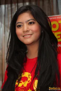 Foto Qory Sandioriva