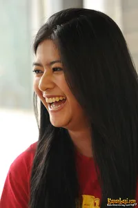 Foto Qory Sandioriva