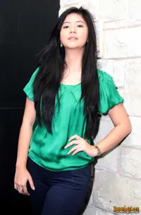 Foto Qory Sandioriva