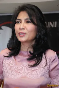 Foto Rafika Duri