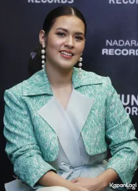 Foto Raisa