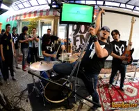 Foto Raksasa Band