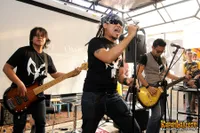 Foto Raksasa Band