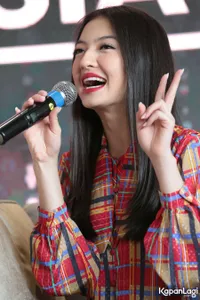 Foto Raline Shah