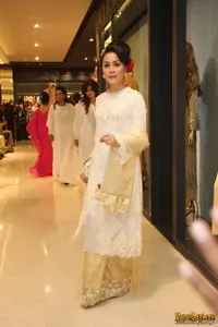 Foto Raslina Rasyidin