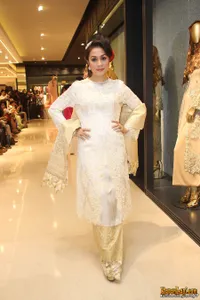 Foto Raslina Rasyidin