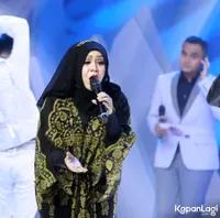 Foto Ratih Purwasih
