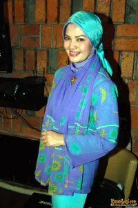 Foto Ratih Sanggarwati