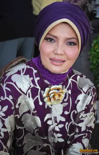 Foto Ratih Sanggarwati