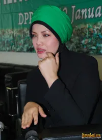 Foto Ratih Sanggarwati