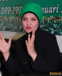 Foto Ratih Sanggarwati