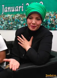 Foto Ratih Sanggarwati