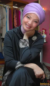 Foto Ratih Sanggarwati