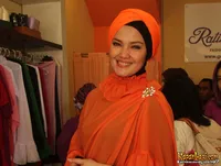 Foto Ratih Sanggarwati