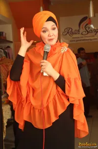 Foto Ratih Sanggarwati