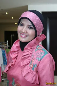 Foto Ratih Sanggarwati