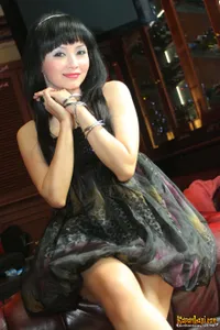 Foto Ratna Damayanti