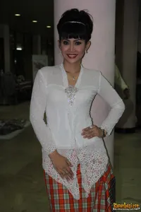 Foto Ratna Listy