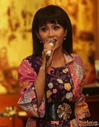 Foto Ratna Listy