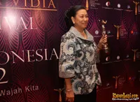 Foto Ratna Riantiarno