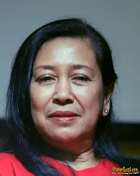 Foto Ratna Riantiarno