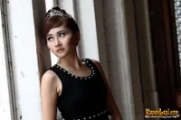 Foto Ratu Dewi