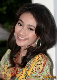 Foto Ratu Felisha