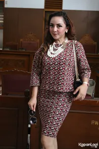 Foto Regina Andriane Saputri