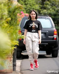 Foto Regina Poetiray Regina Geisha