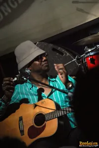 Foto Remarkable Current