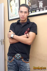 Foto Ressa Herlambang