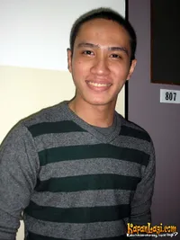 Foto Ressa Herlambang