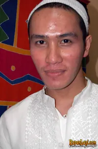 Foto Ressa Herlambang