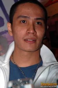 Foto Ressa Herlambang