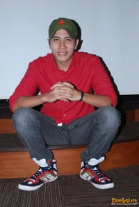 Foto Ressa Herlambang