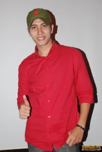 Foto Ressa Herlambang