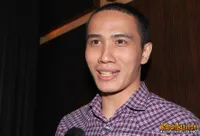 Foto Ressa Herlambang