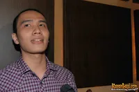 Foto Ressa Herlambang