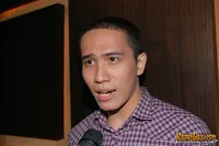 Foto Ressa Herlambang