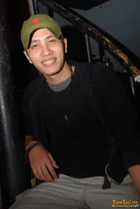 Foto Ressa Herlambang