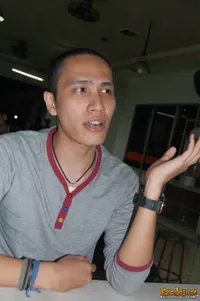 Foto Ressa Herlambang