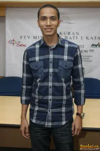 Foto Ressa Herlambang