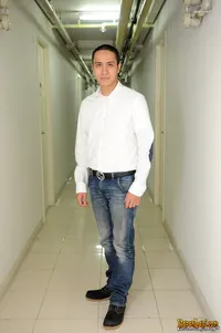 Foto Ressa Herlambang